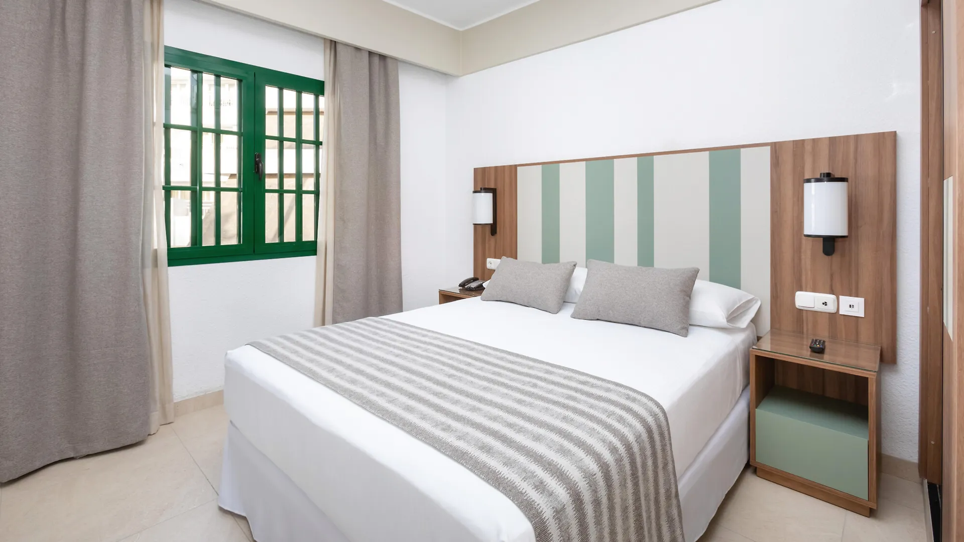 **** Hotel Riu Paraiso Lanzarote Resort Puerto del Carmen  Espanha