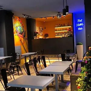 https://feel-hostels-soho-malaga.1costadelsol.com